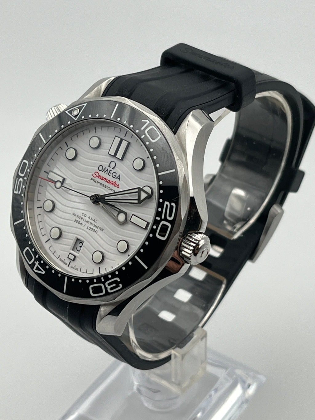OMEGA Seamaster Diver 300M Ref. 210.32.42.20.04.001