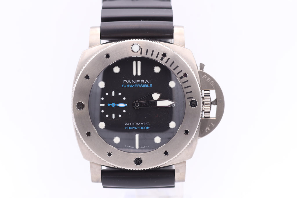 Panerai Luminor Submersible 1950 3 Days Panerai Overhauled. Panerai Warranty Until 2029.