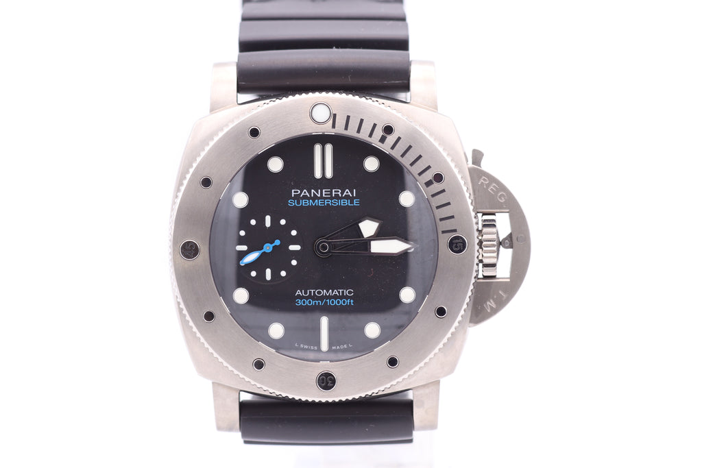 Panerai Luminor Submersible 1950 3 Days Panerai Overhauled. Panerai Warranty Until 2029.